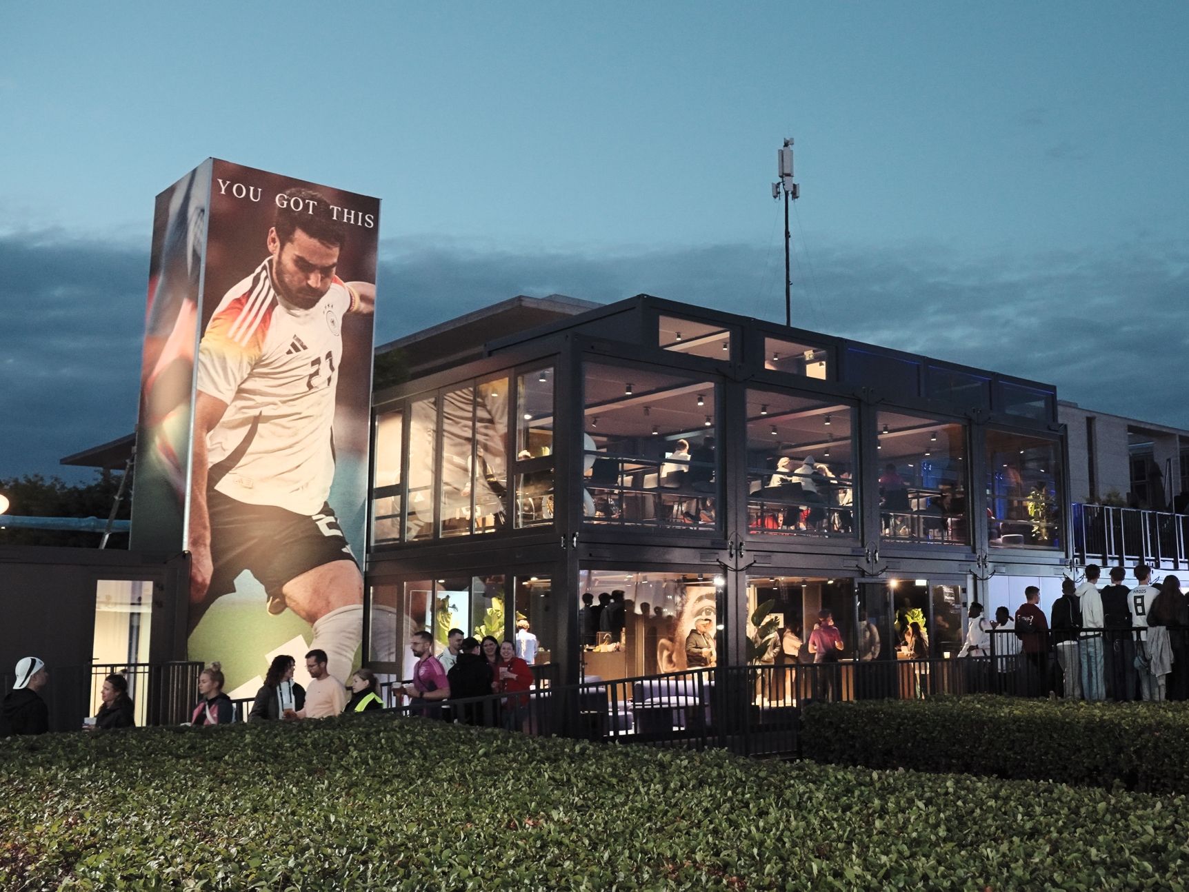 Eventarchitektur adidas EURO204 Hospitality 14
