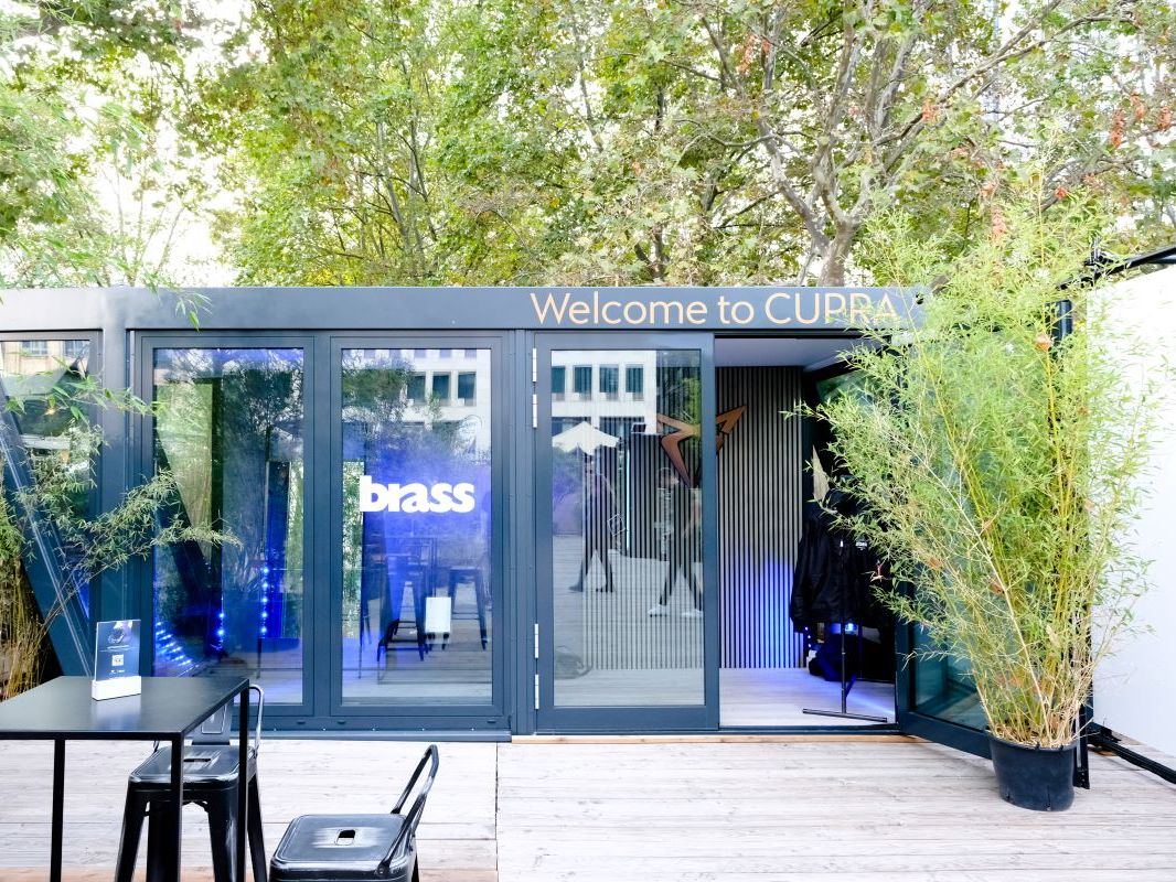 Paralellogramm Eventcontainer 3